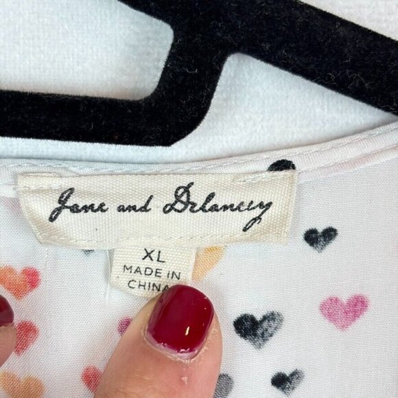 Jane and Delancey Womens' All over heart pattern tiered ruffle blouse size XL - Picture 5 of 12